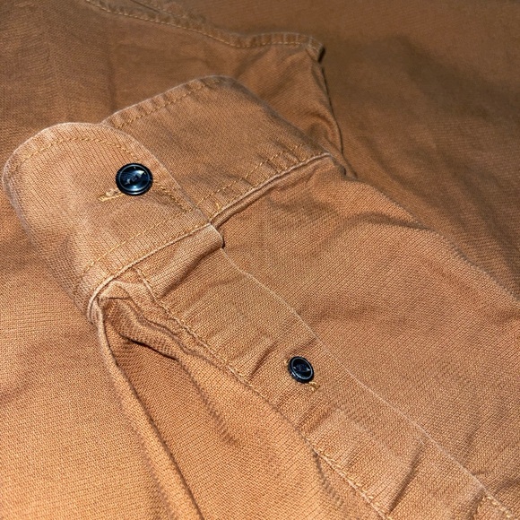 Long sleeve Men’s Button Up - Picture 8 of 8
